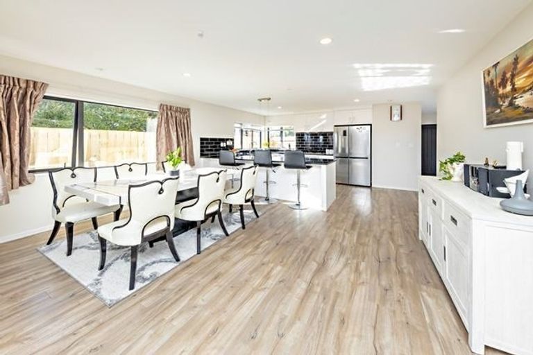 Photo of property in 45 Matata Drive, Takanini, 2112