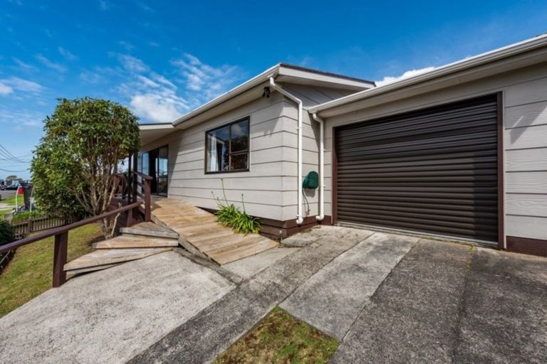 Photo of property in 23 Hurley Road, Paraparaumu Beach, Paraparaumu, 5032