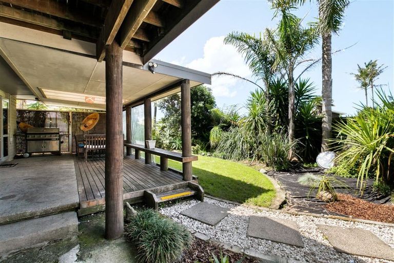 Photo of property in 20 Snell Crescent, Waihi Beach, 3611