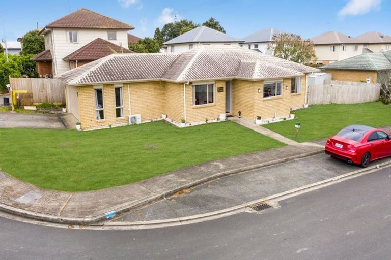 Photo of property in 9 Neesons Way, Glendene, Auckland, 0602