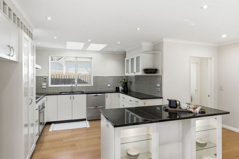 Photo of property in 6 Kahu Road, Riccarton, Christchurch, 8041