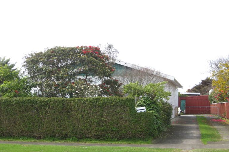 Photo of property in 24 Seymour Street, Waitara, 4320