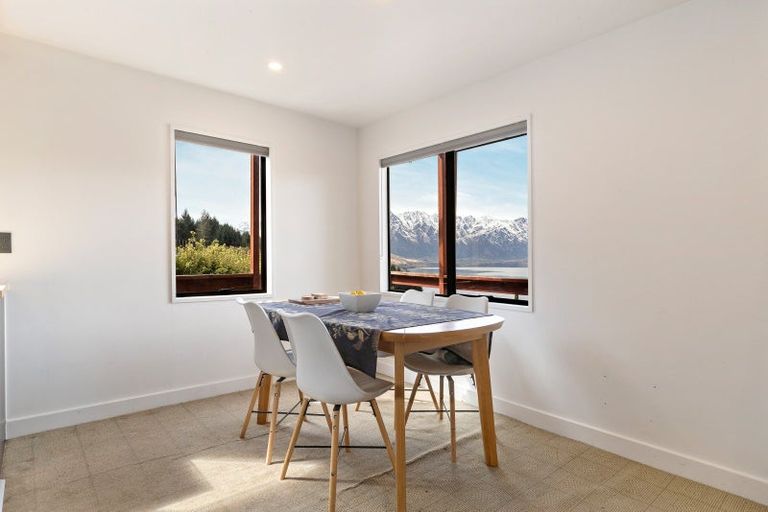 Photo of property in 60b Wynyard Crescent, Fernhill, Queenstown, 9300