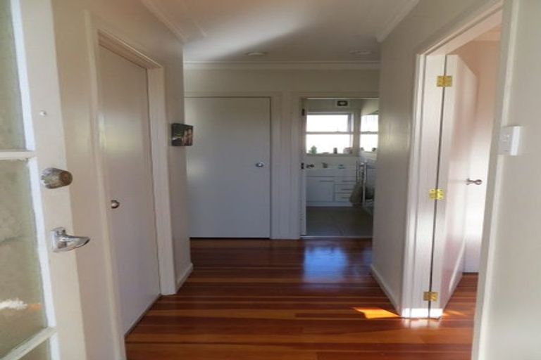 Photo of property in 38a Sunnyside Crescent, Papatoetoe, Auckland, 2025