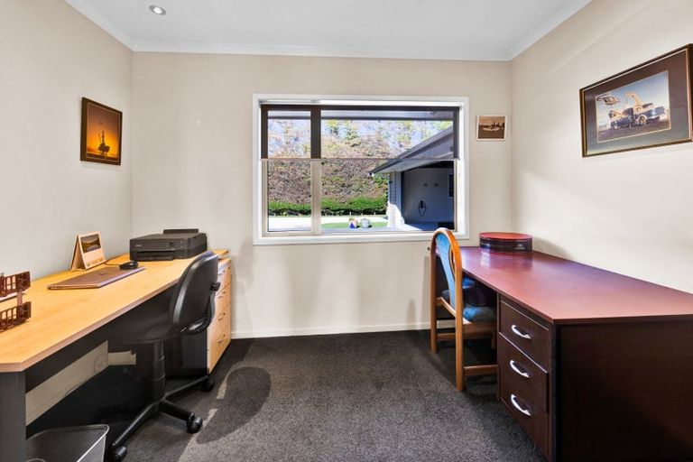 Photo of property in 147 Airport Drive, New Plymouth Airport, New Plymouth, 4373