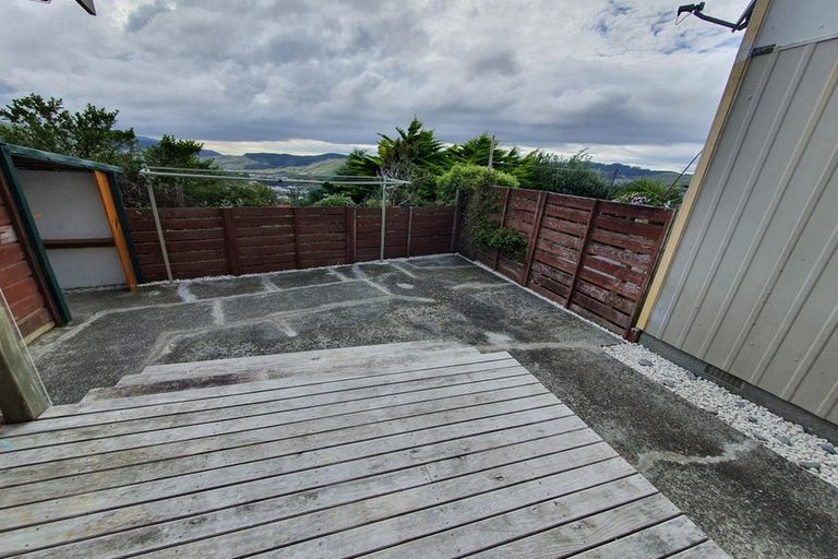 Photo of property in 10 Hollydale Grove, Churton Park, Wellington, 6037