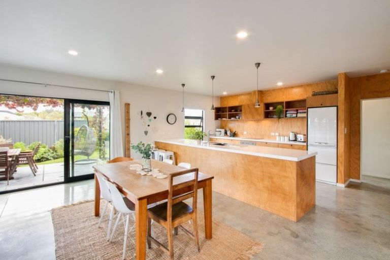 Photo of property in 19 Meissner Road, Havelock North, 4130