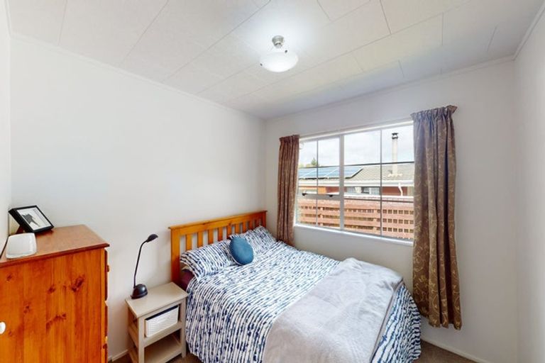 Photo of property in 10a Coates Street, Tawa, Wellington, 5028