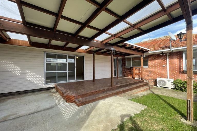 Photo of property in 8 Richards Avenue, Papatoetoe, Auckland, 2025