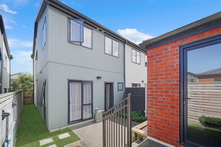 Photo of property in 20 Mahalo Avenue, Wiri, Auckland, 2104