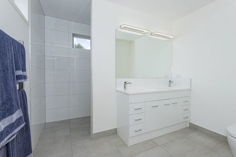 Photo of property in 4 Cornerstone Place, Te Kamo, Kamo, 0185