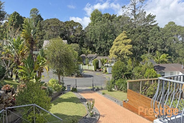 Photo of property in 29 Holyoake Place, Chatswood, Auckland, 0626