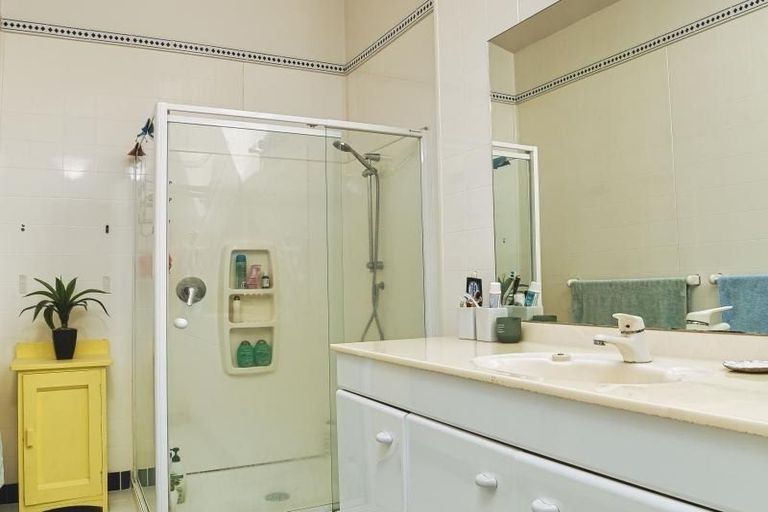 Photo of property in 26 Charles Street, Westshore, Napier, 4110