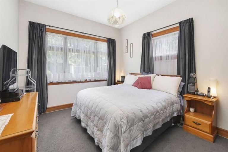 Photo of property in 54 Mathesons Road, Phillipstown, Christchurch, 8011