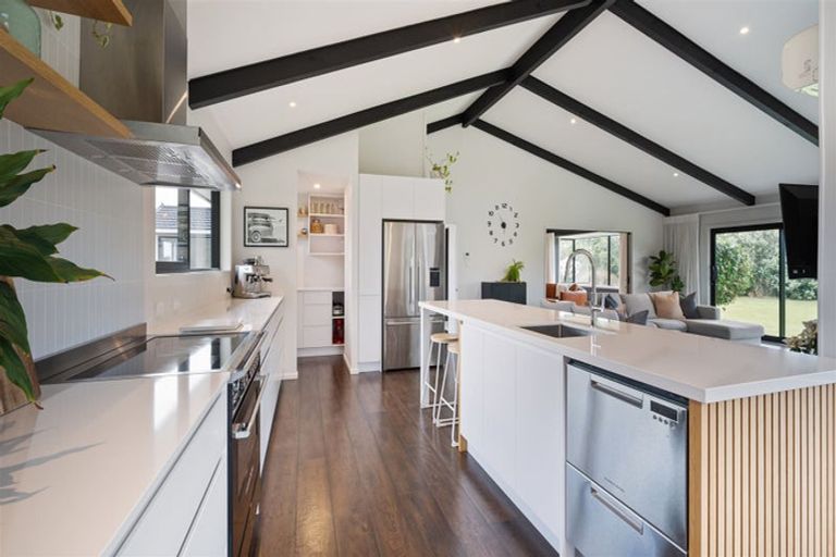 Photo of property in 211 Waikuku Beach Road, Waikuku, Rangiora, 7473