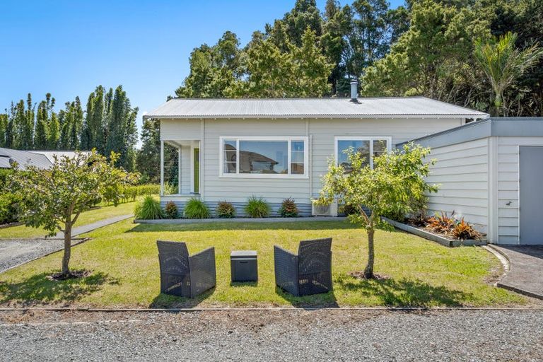 Photo of property in 34 Awanui Crescent, Matakana, Warkworth, 0985