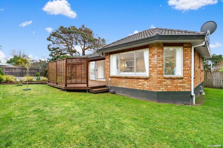 Photo of property in 102b Wharf Road, Te Atatu Peninsula, Auckland, 0610