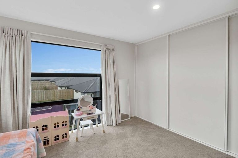 Photo of property in 24 Fairhall Street, Rolleston, 7615