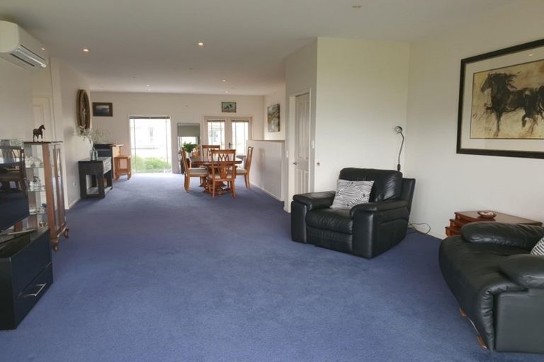 Photo of property in Harbour View, 3/100 Customhouse Street, Gisborne, 4010