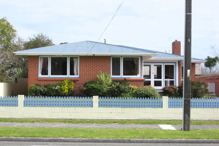 Photo of property in 286 Mangorei Road, Merrilands, New Plymouth, 4312