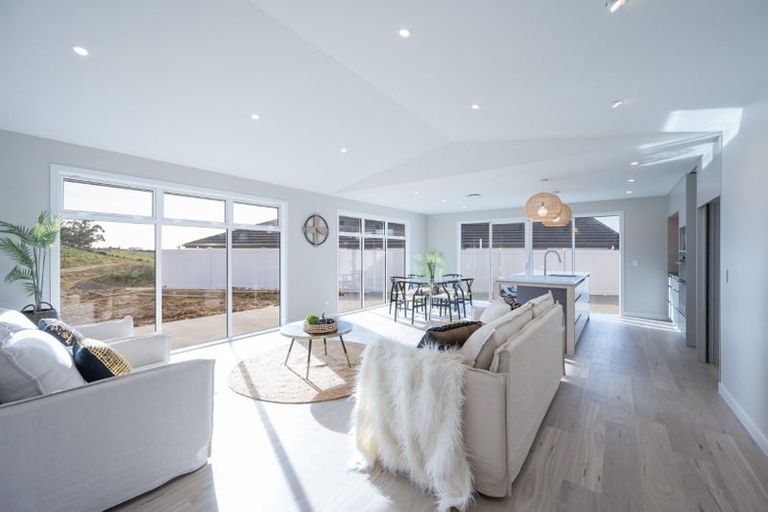 Photo of property in 72 Les Wakefield Road, Mapua, 7005