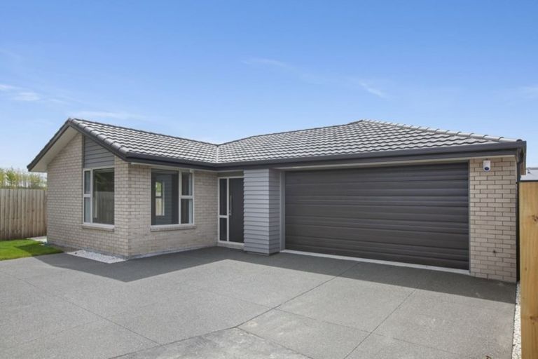 Photo of property in 12 Ciaran Close, Broomfield, Christchurch, 8042