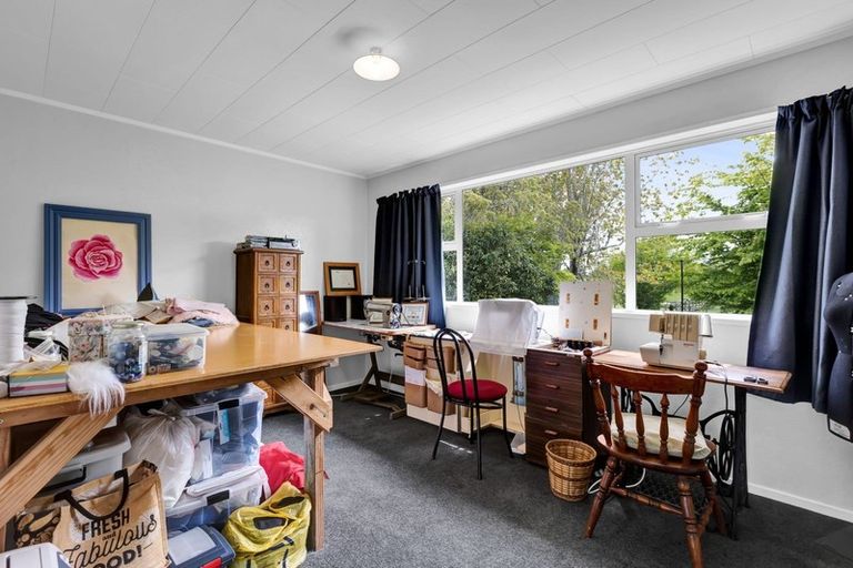 Photo of property in 8 Karaka Street, Inglewood, 4330