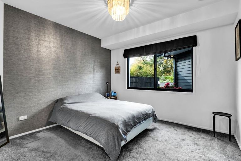 Photo of property in 4 Cessna Lane, Glen Avon, New Plymouth, 4312