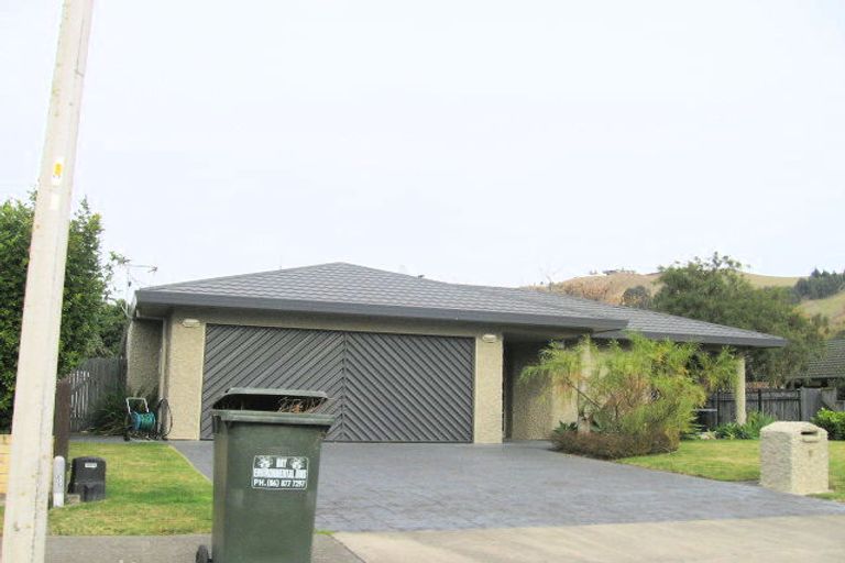 Photo of property in 9 Webb Place, Taradale, Napier, 4112