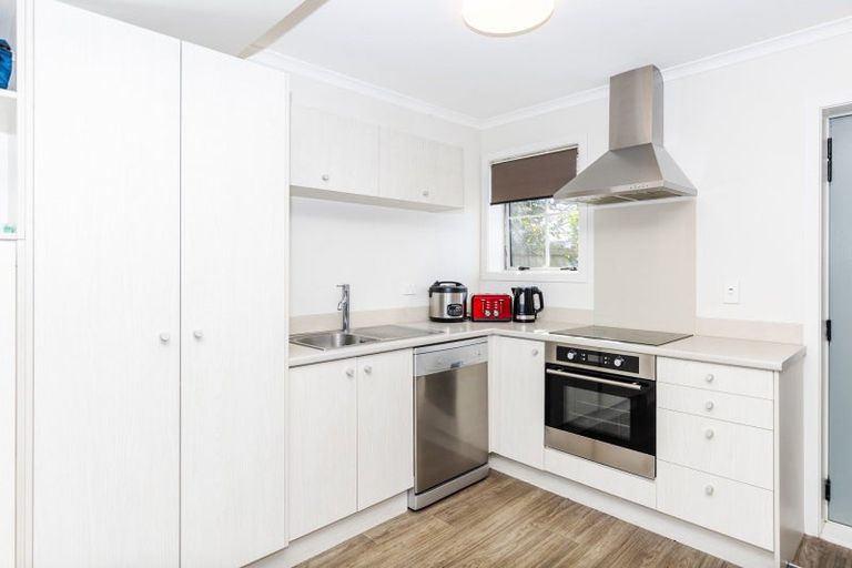 Photo of property in 1 Chiefs Court, Hamilton East, Hamilton, 3216