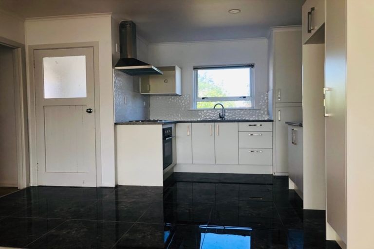 Photo of property in 27 Cameron Street, Papakura, 2110