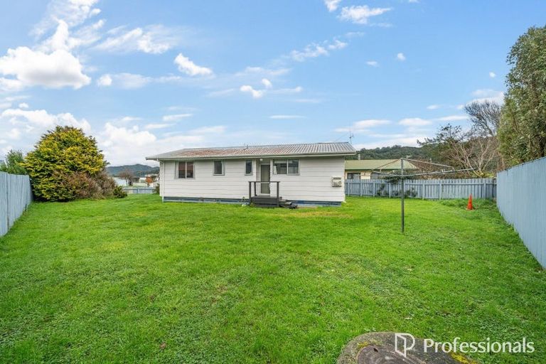 Photo of property in 14 Honey Street, Wainuiomata, Lower Hutt, 5014