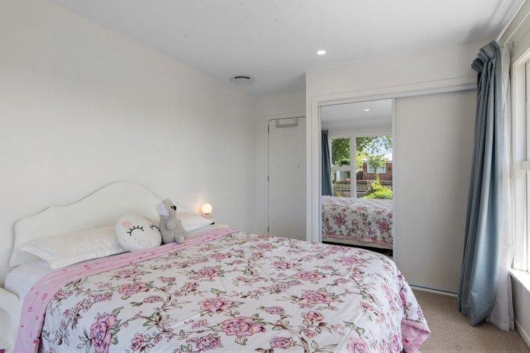 Photo of property in 3 Bygrave Place, Bishopdale, Christchurch, 8053