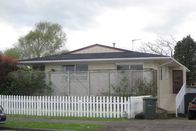 Photo of property in 147 Govett Avenue, Frankleigh Park, New Plymouth, 4310