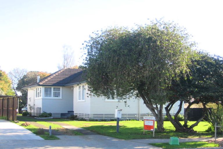 Photo of property in 66 Swaffield Road, Papatoetoe, Auckland, 2025