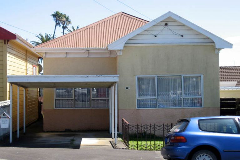 Photo of property in 12 Church Place, Whanganui, 4500