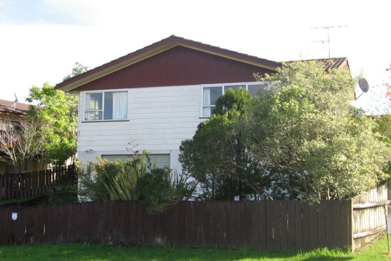 Photo of property in 7 Albemarle Place, Massey, Auckland, 0614