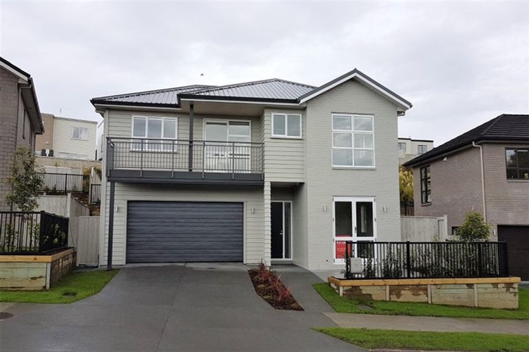 Photo of property in 73 Calluna Crescent, Totara Heights, Auckland, 2105