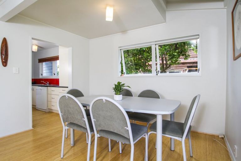 Photo of property in 3/32a Clayburn Road, Glen Eden, Auckland, 0602