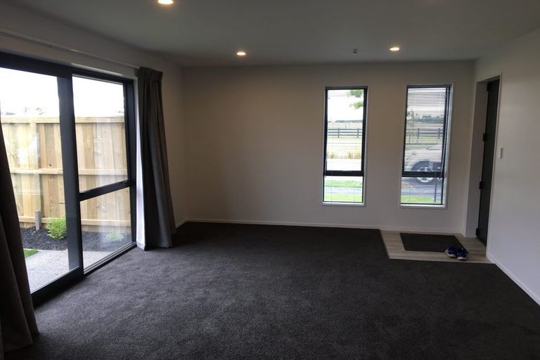 Photo of property in 66 Broadway Parade, Rolleston, 7615