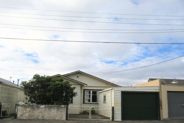 Photo of property in 2 Bolton Street, Petone, Lower Hutt, 5012