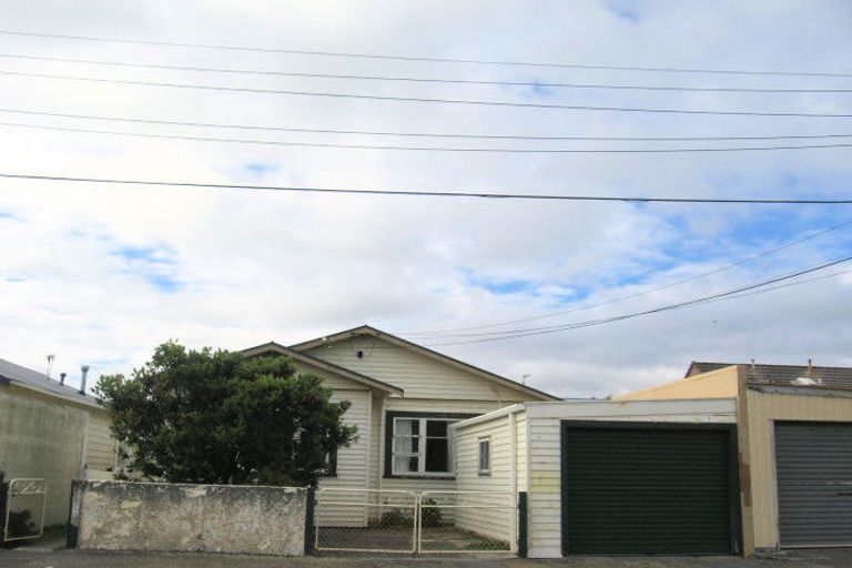 Photo of property in 2 Bolton Street, Petone, Lower Hutt, 5012