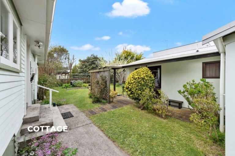 Photo of property in 5 Somme Crescent, Hillcrest, Hamilton, 3216