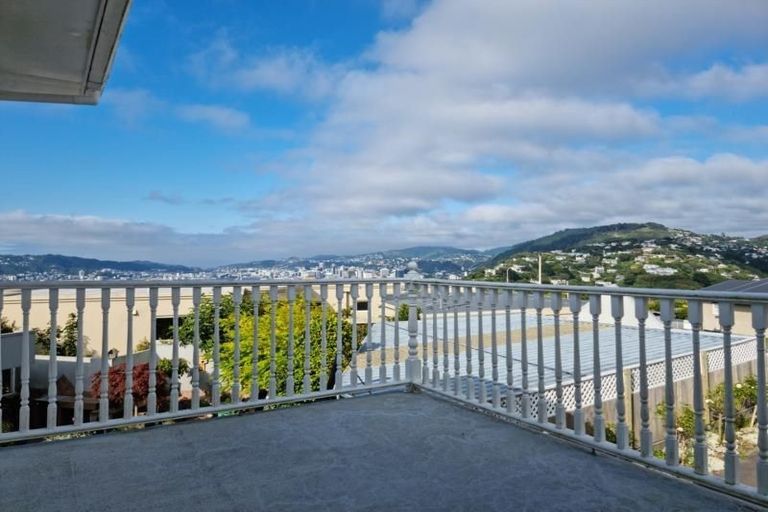 Photo of property in 29 Rama Crescent, Khandallah, Wellington, 6035