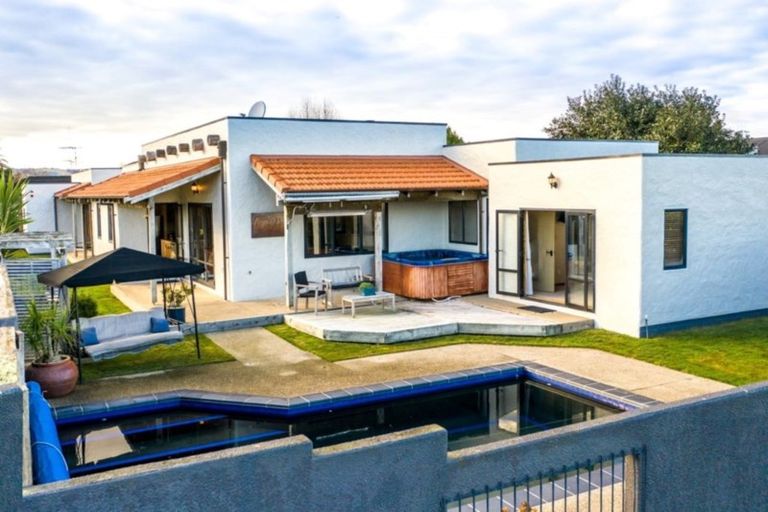 Photo of property in 21 Alba Place, Cambridge, 3434