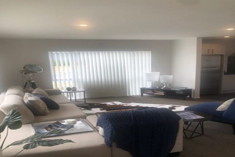 Photo of property in 84 Arion Road, Takanini, 2112