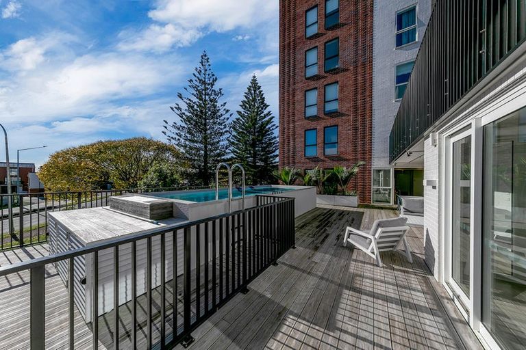 Photo of property in 1817a Great North Road, Avondale, Auckland, 1026