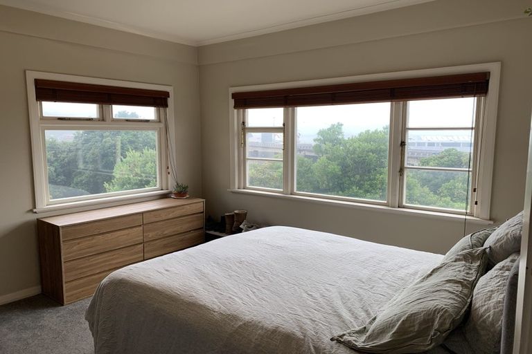 Photo of property in 3/7 Stowe Hill, Thorndon, Wellington, 6011