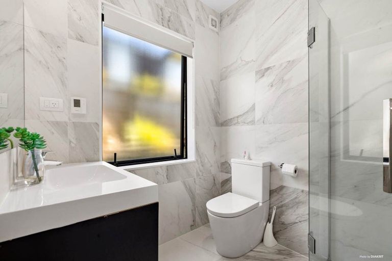 Photo of property in 13 Caldera Drive, Long Bay, Auckland, 0630