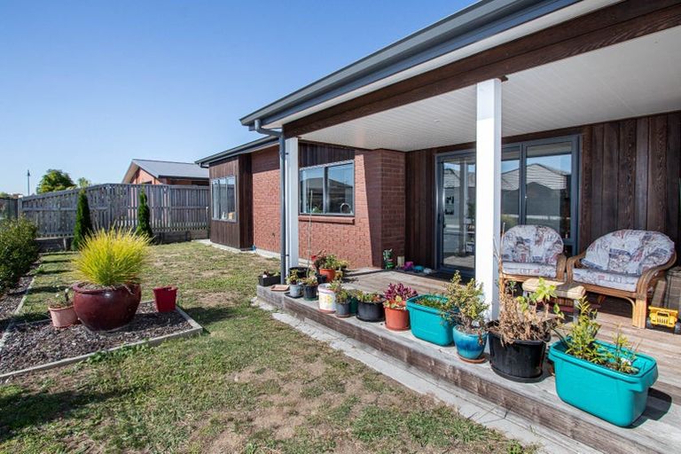 Photo of property in 42 Jarrett Terrace, Leamington, Cambridge, 3432